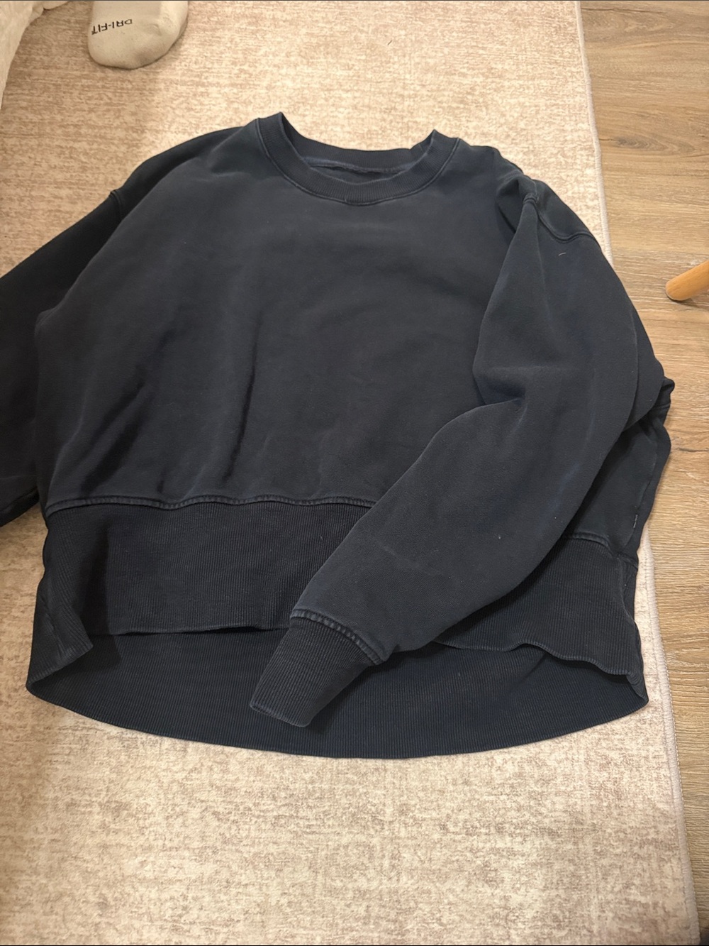 Men's Crewneck Sweatshirt in Dark Navy